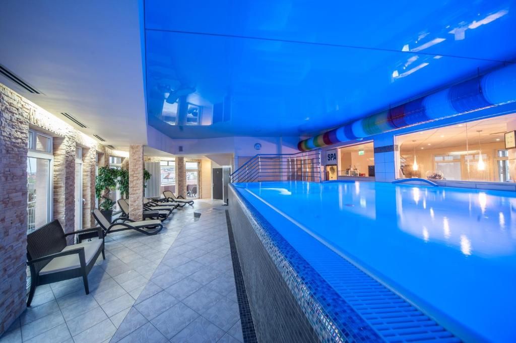 Indoor swimming pool at Sky Business Hotel Legnica