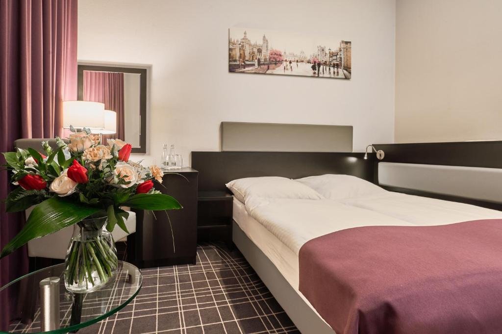 Standard Double Room - Sky Business Hotel Legnica