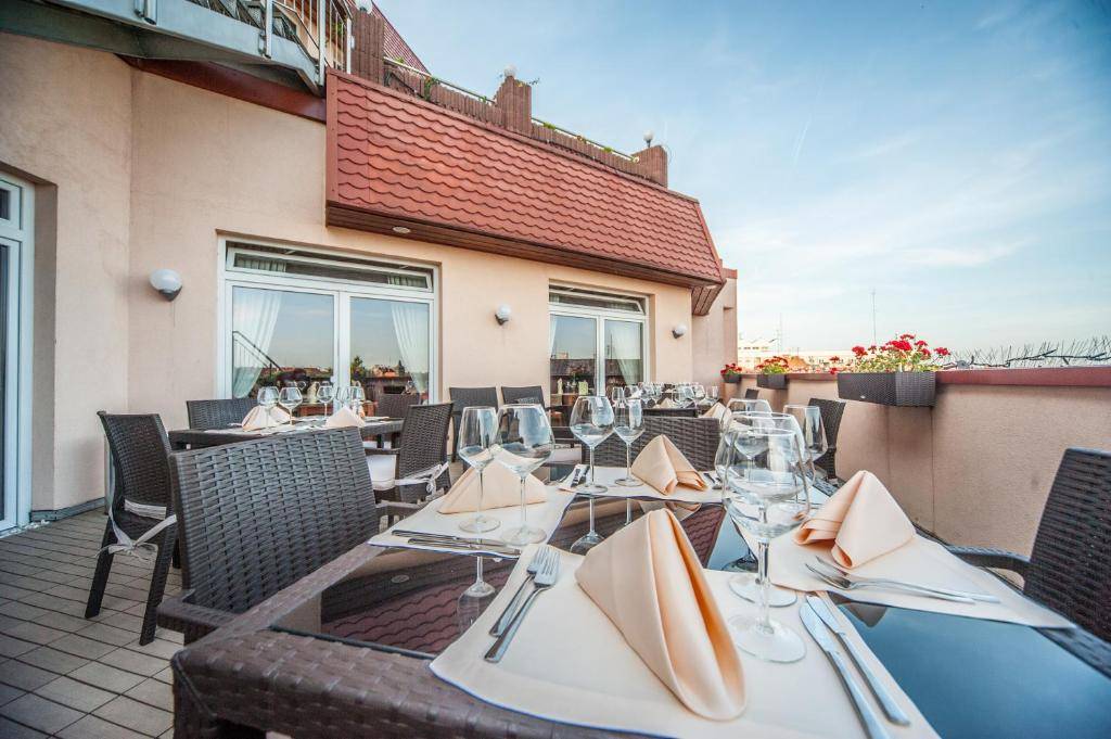 Panorama restaurant terrace